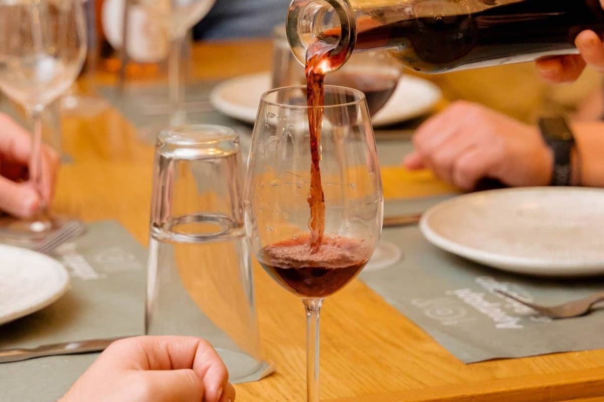 wine tasting