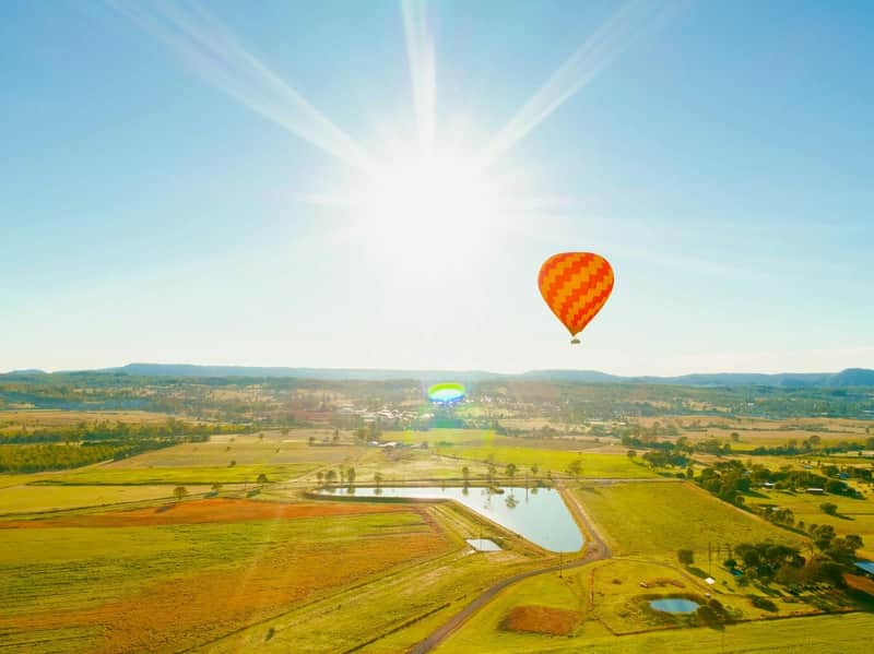 Gold Coast Ballooning with Vineyard Breakfast & Return Transfers