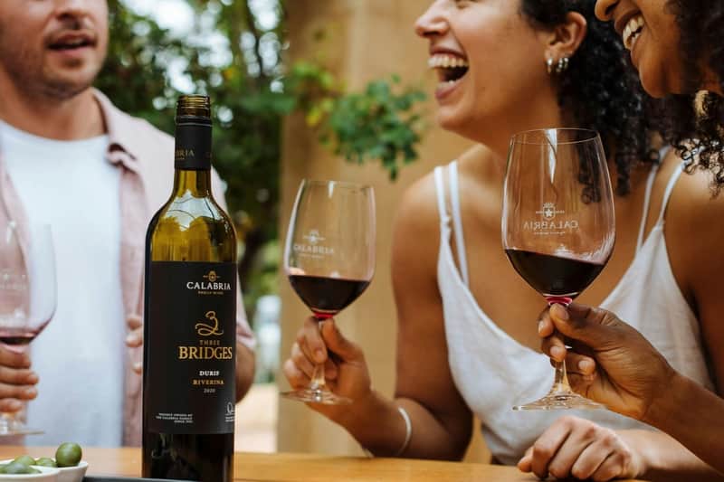Hunter Valley: Guided Day Tour from Sydney + Lunch & Wine + Winery Visit