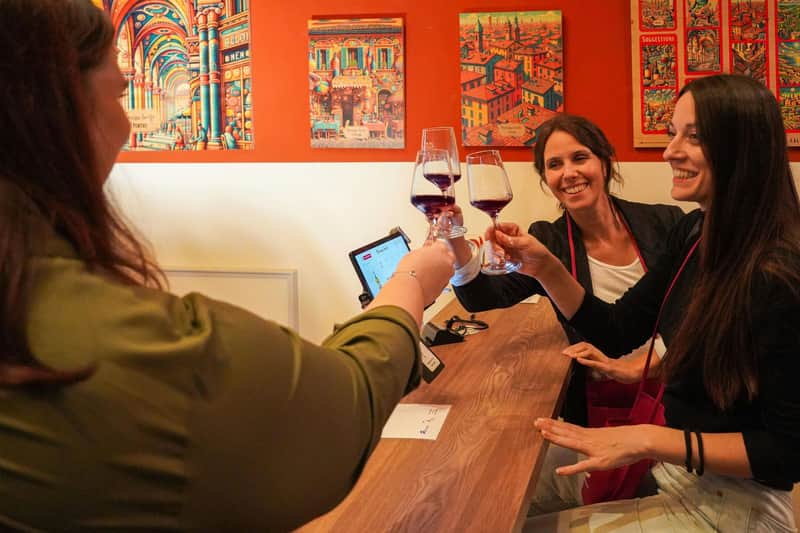 Bologna: Guided Italian Red Wines Tasting Experience