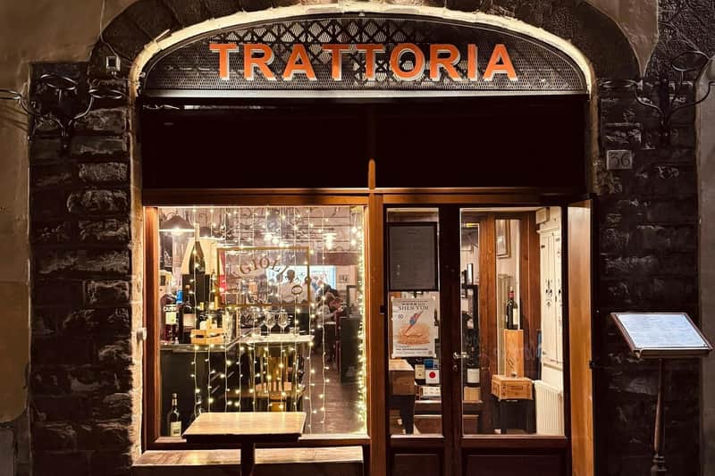 Florence: Self-Guided Food Tour + Wine Pairings