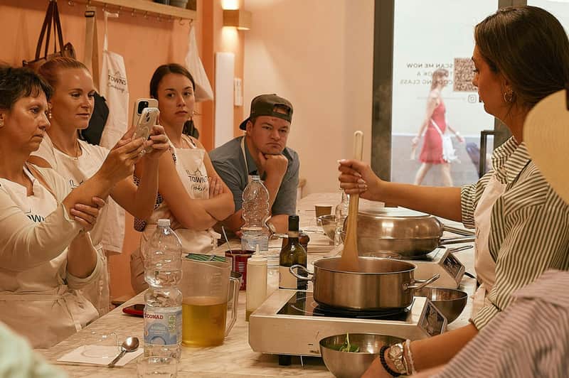 Florence: Wanna Be Italiano - The Original Cooking Class with Local Market Tour