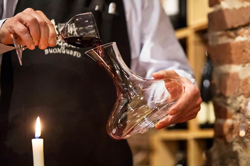 Milan: Small-Group Wine Tasting Tour