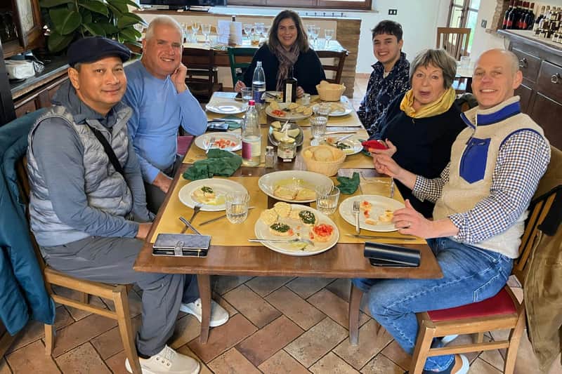 Tuscany: Guided Tour + Lunch & Drinks
