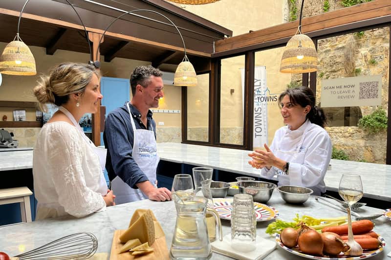 Palermo: Market Tour + Cooking Class + Meal & Unlimited Wine