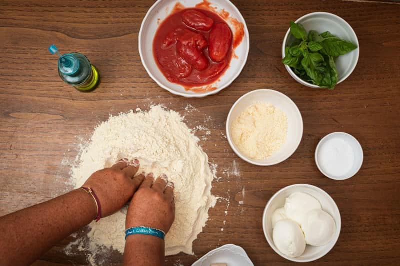 Positano: Pizza and Tiramisu Cooking Class