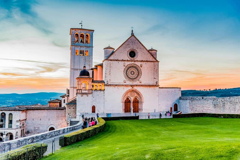 Assisi & Orvieto: Guided Day Trip from Rome