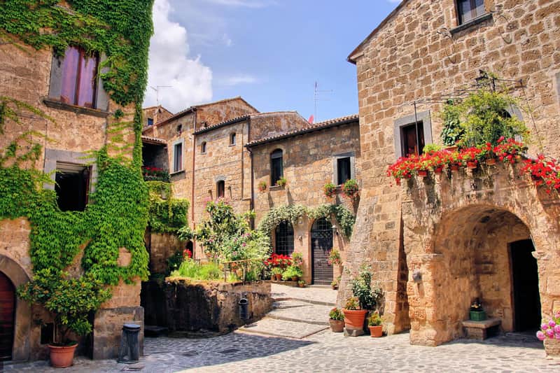 Civita di Bagnoregio, Montepulciano & Orvieto: Tour from Rome + Lunch & Wine