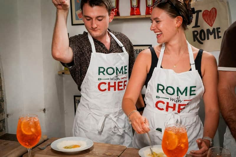 Rome Spritz and Spaghetti Cooking Class: Fresh Pasta + 3 Cocktails