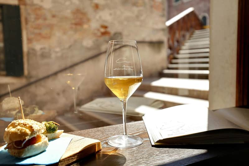 Venice: Local Wine Tasting Tour