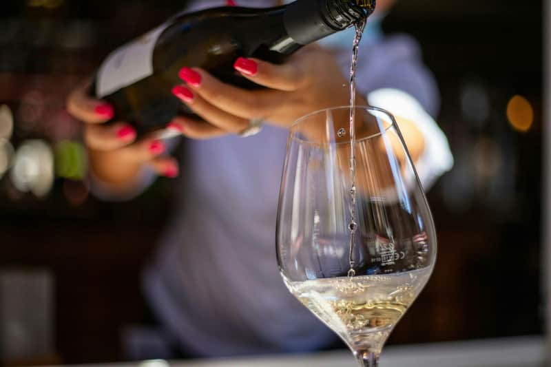 Lisbon: Guided Wine Tasting Experience
