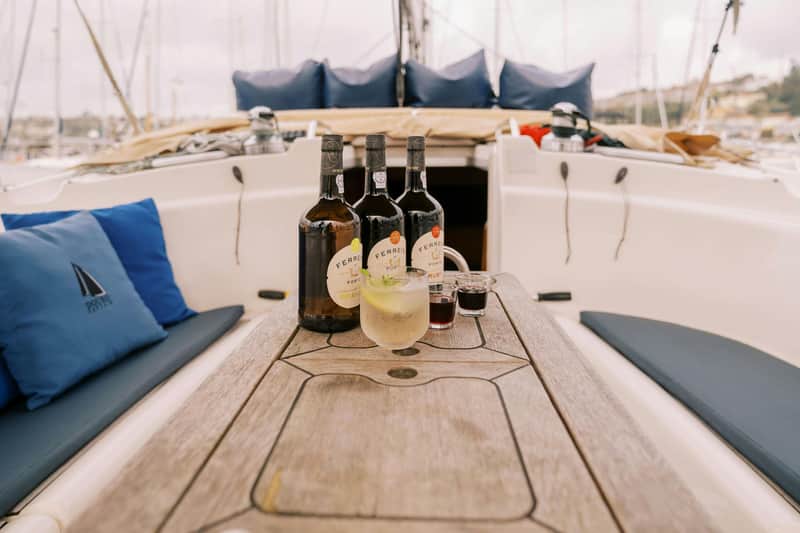 Porto: Guided Boat Tour + Port Wine Tasting